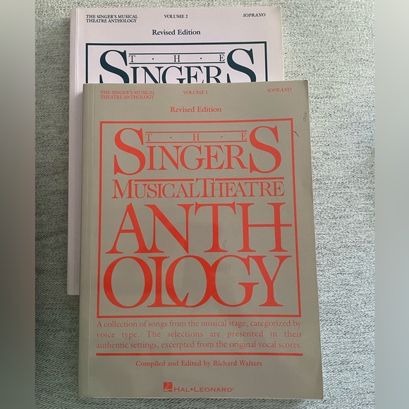 The Singer’s Musical Theater Anthology for Sopranos, Volumes 1 & 2 - Picture 1 of 5